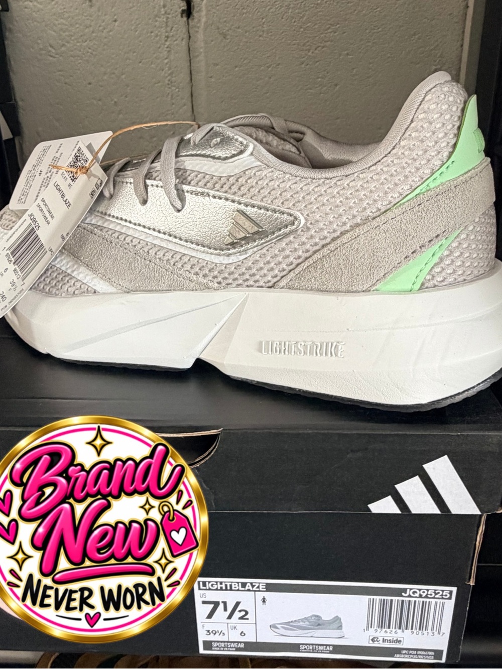 Adidas Lightblaze Women’s Sneakers Silver Mint Size 7.5 NWT JQ9525